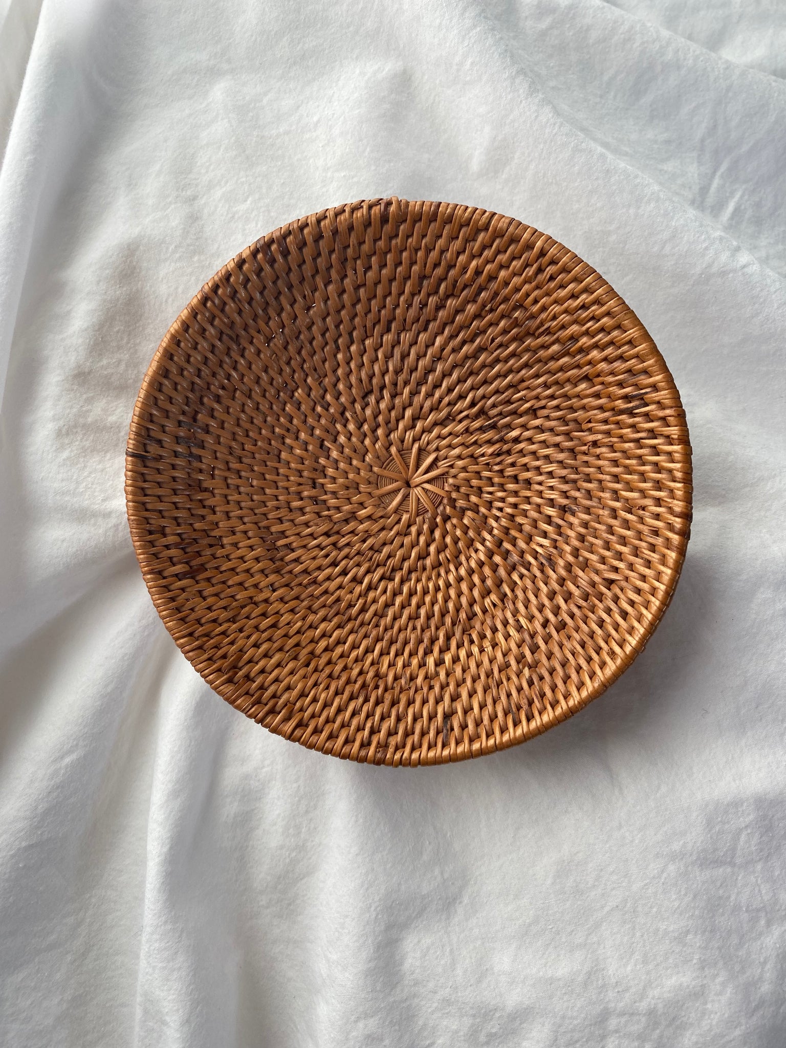 Vintage Woven Round Flat Basket with Handles – Soet + SISTER SOET
